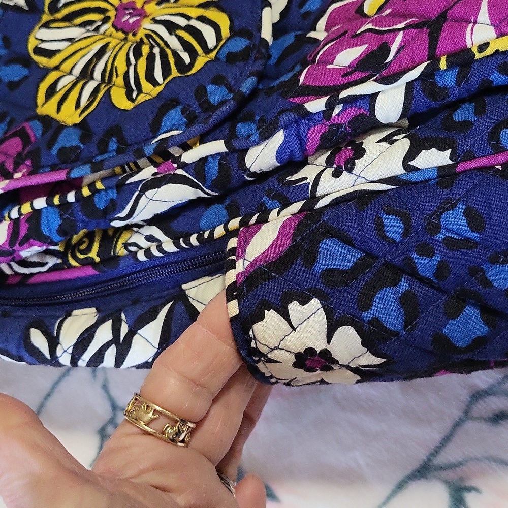 Vera Bradley African Violet Floral Print Bag pack/Laptop Bag - Picture 4 of 16